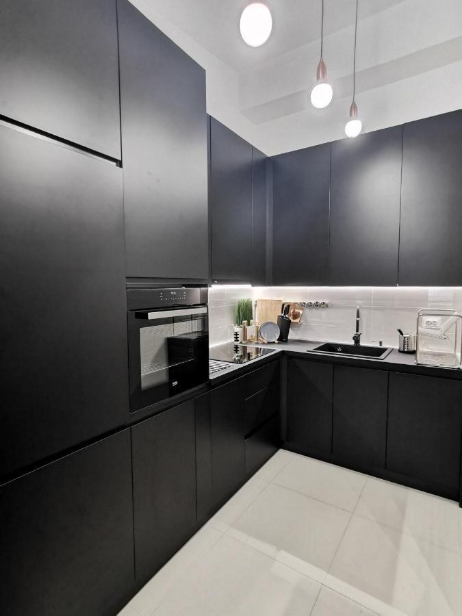 Centar Luxe Apartment Skopje Exteriör bild
