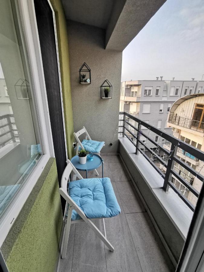 Centar Luxe Apartment Skopje Exteriör bild